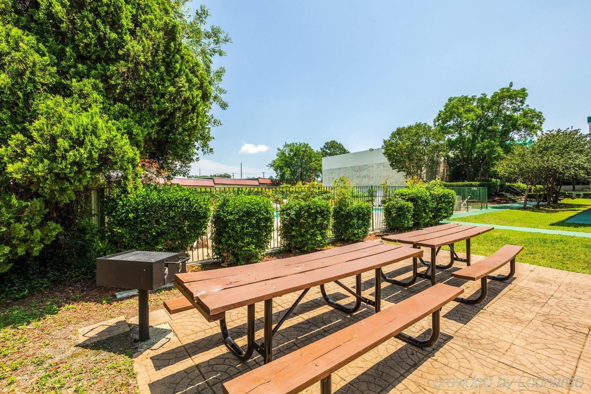 Quality Inn Tyler - Lindale Luaran gambar