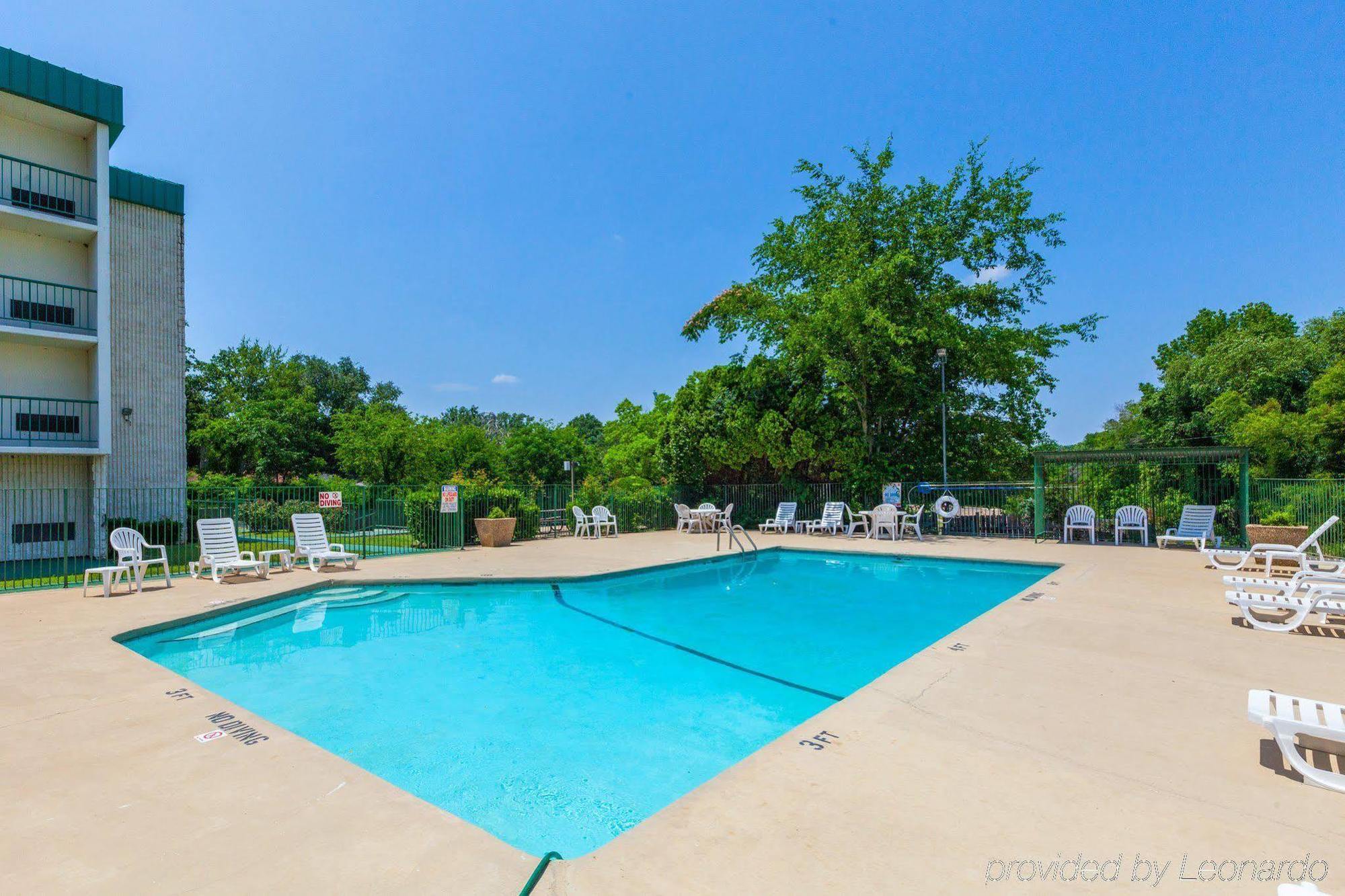 Quality Inn Tyler - Lindale Luaran gambar
