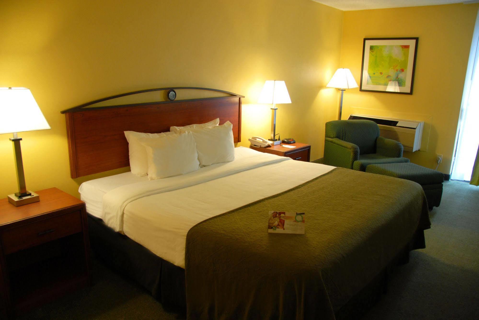 Quality Inn Tyler - Lindale Luaran gambar